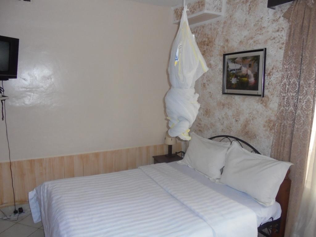 Angaza Guest House Найроби Стая снимка